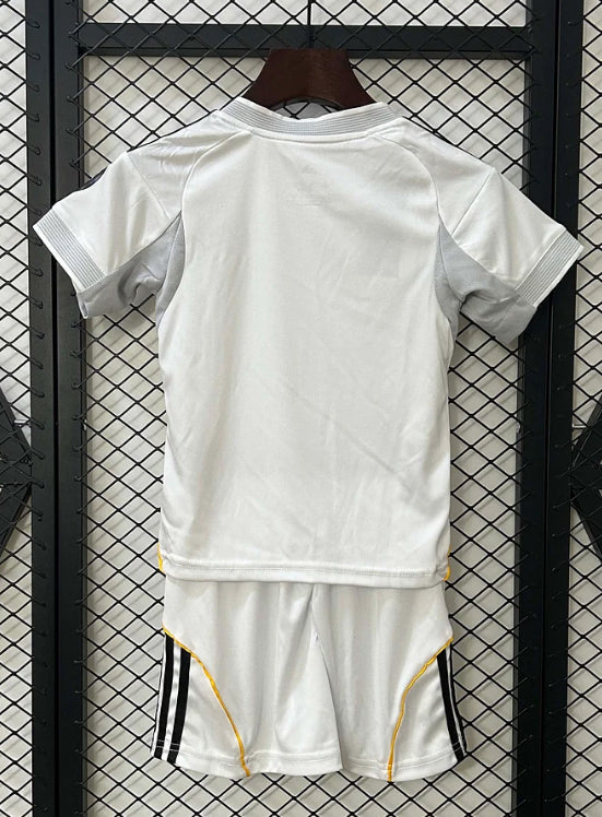 2025/2026 Real Madrid Home Football Shirt Kids Size